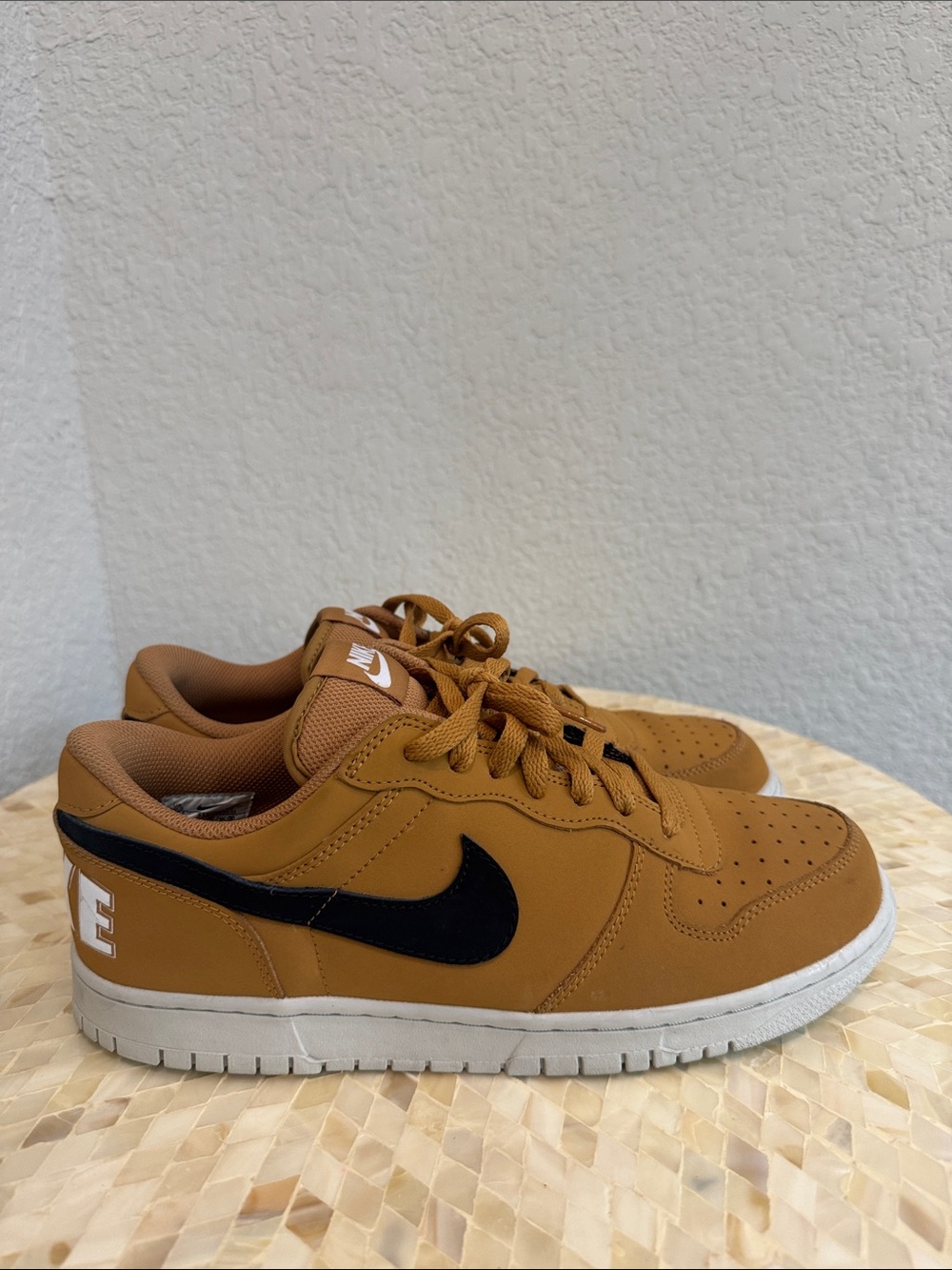Nike Low-Top Sneakers in Tan with Black Swoosh size 10.5